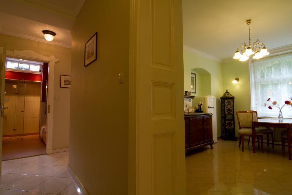 Apartmany Villa Liberty Karlovy Vary Rom bilde